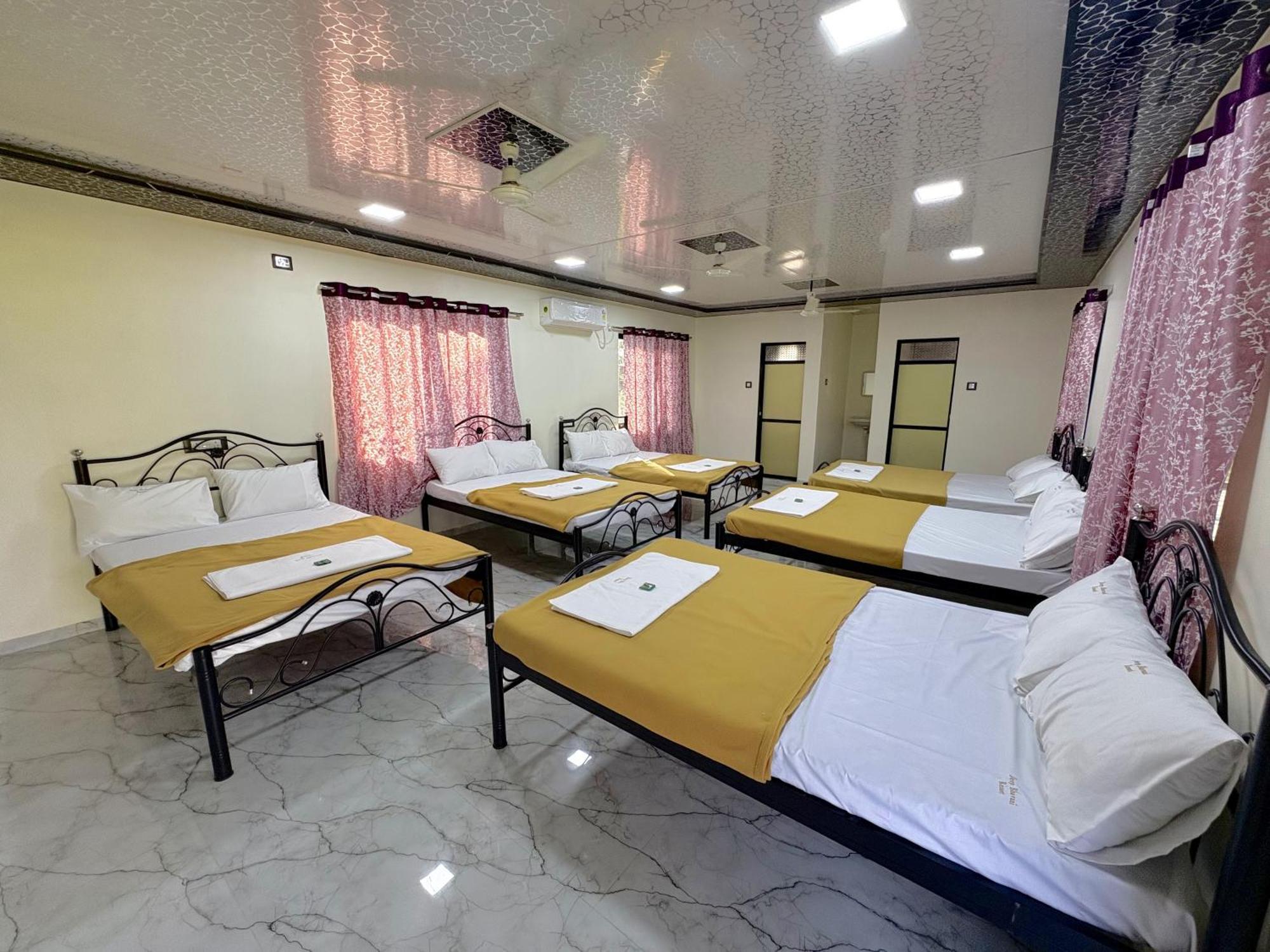Deep Bhavani Resort Karjat Eksteriør bilde